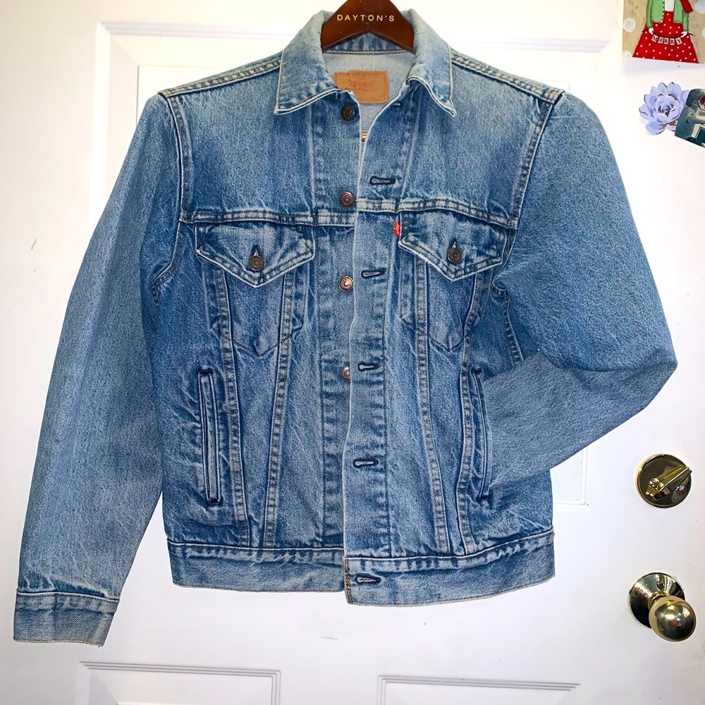 Vintage Genuine Levi’s Denim Jacket - Size 38, 1 Owner, Packed Away since 1980s!